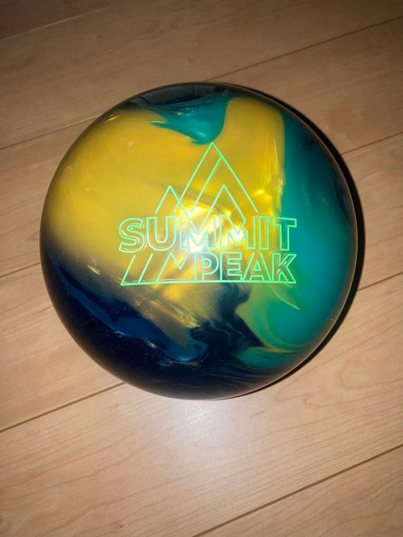 ボウリング　サミットピーク　15ポンド 新品　ストーム