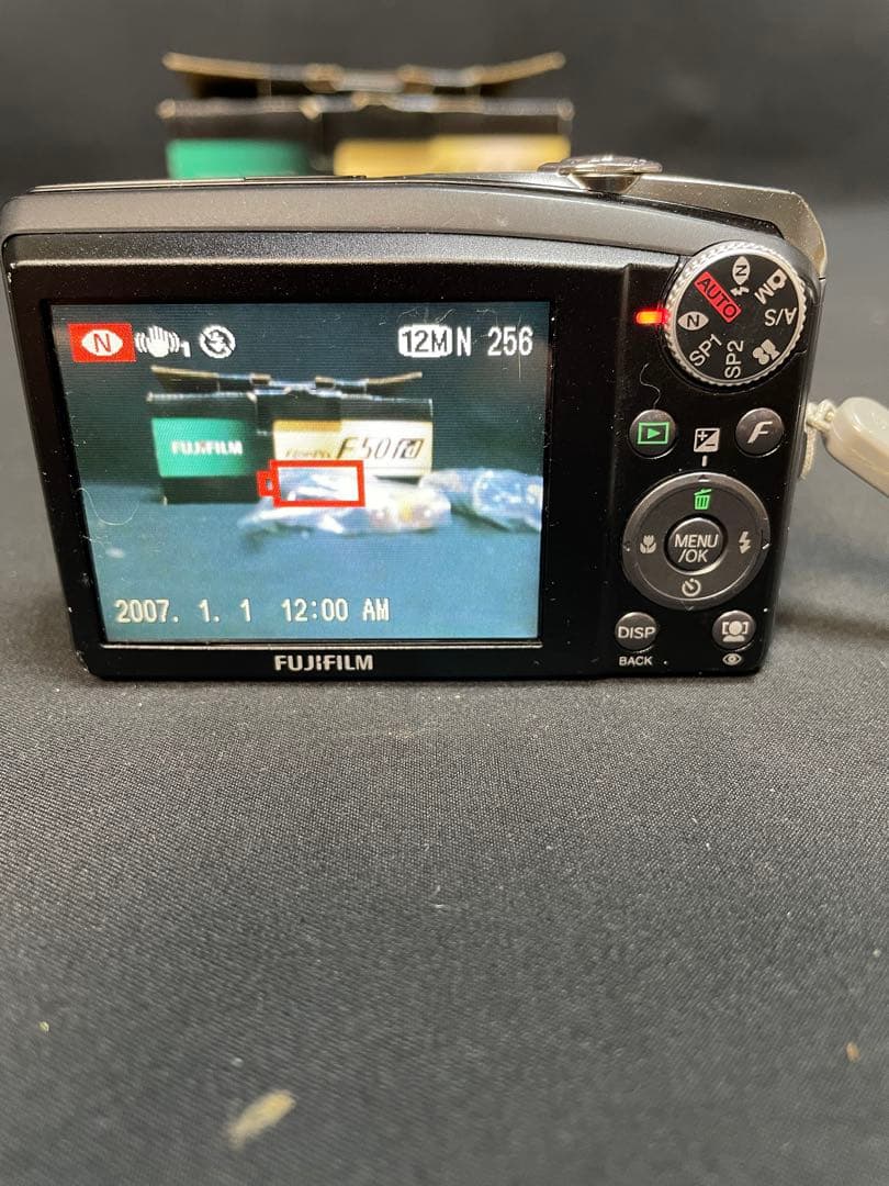 富士フイルム finepix F50fd 充電器　SDカード　元箱　1156