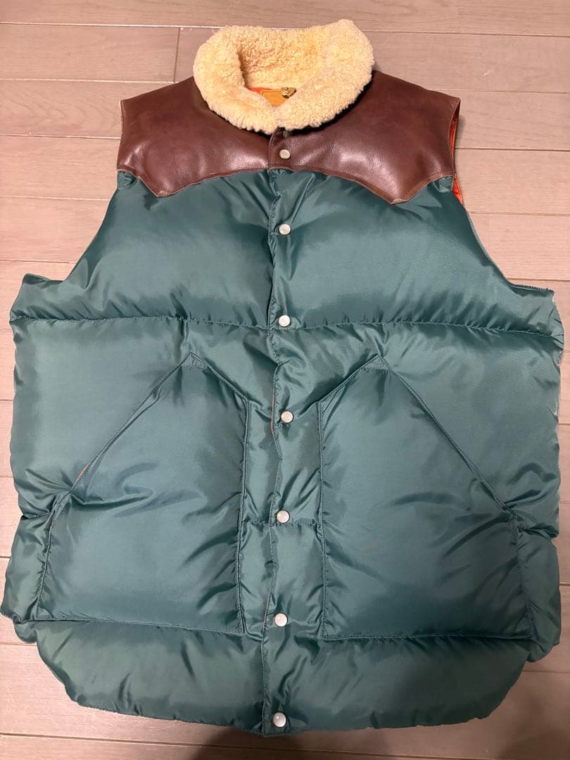 【美品】Rocky Mountain Feather bed ダウンベスト　38
