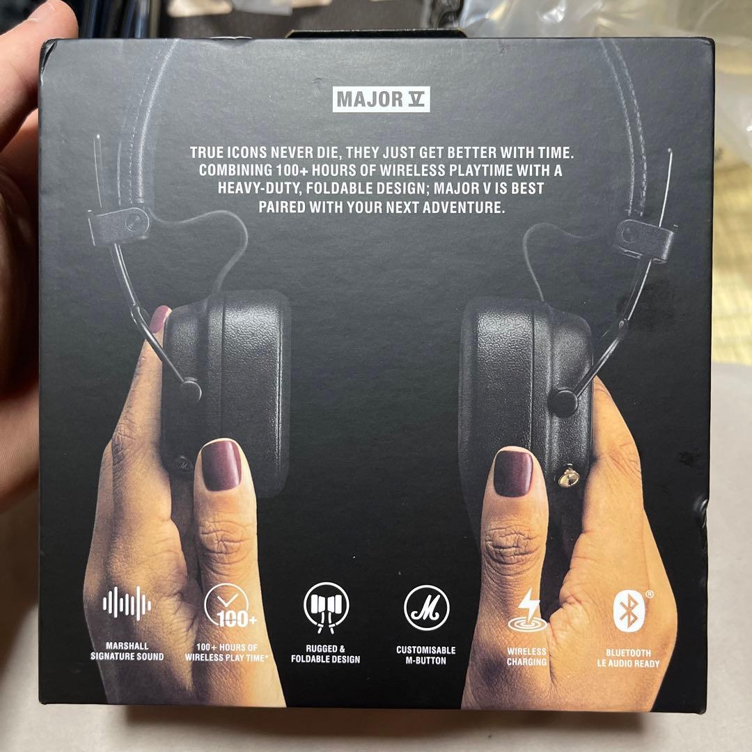 ヘッドホン Marshall V 100+Hours