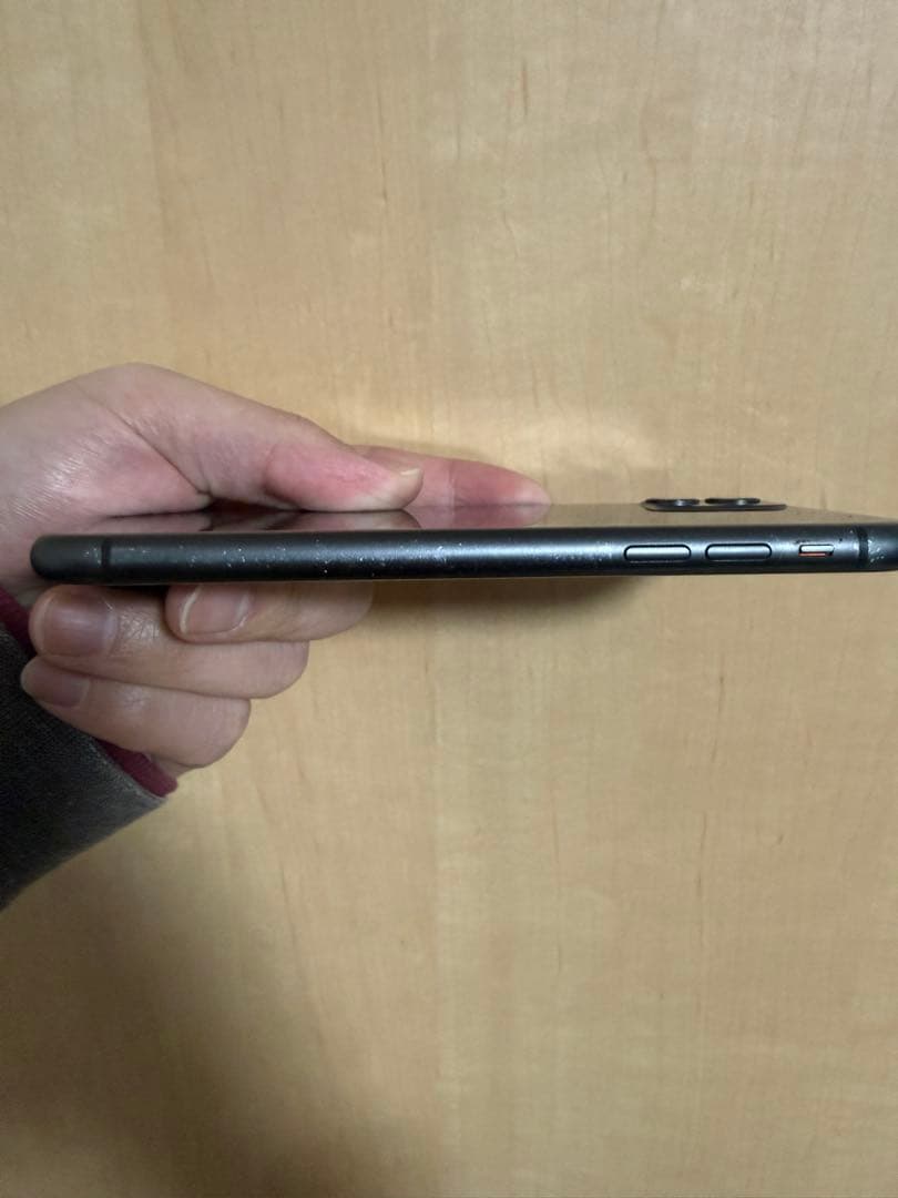 【美品】Apple iPhone 11 ブラック 本体　128gb SIMフリー