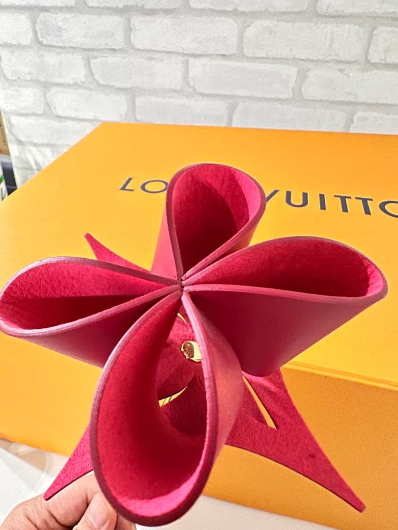 ぶ*ー様 Louis Vuitton OrigamiFlower