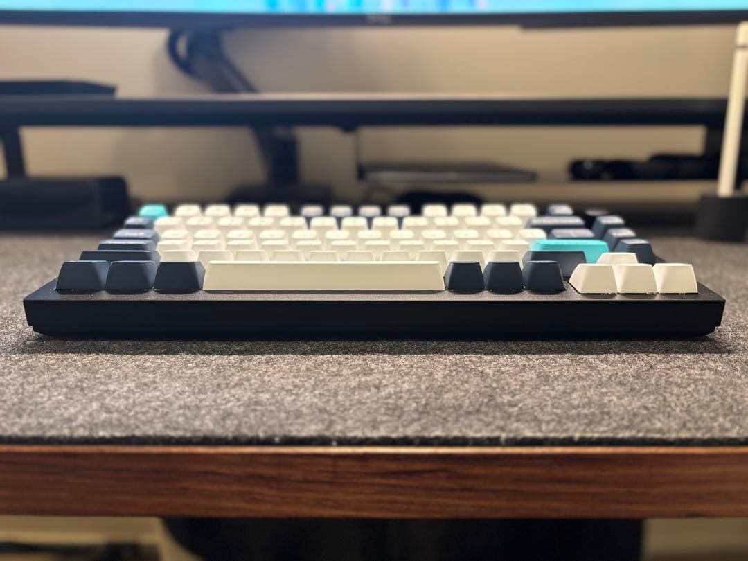 Keychron Q1 Max QMK/VIA（US ANSI 配列）茶軸