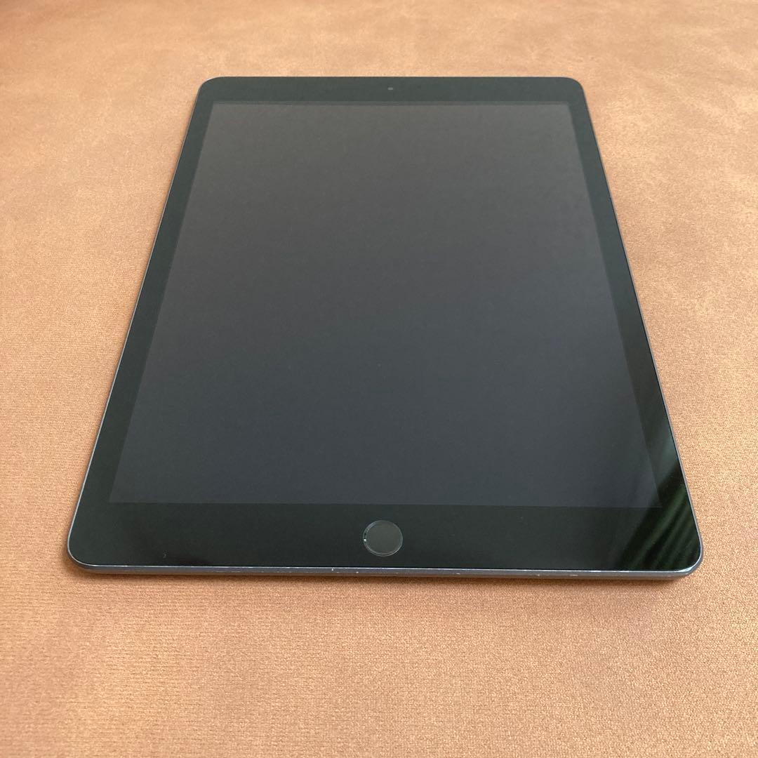 3326【早い者勝ち】iPad7 第7世代 32GB WIFIモデル☆