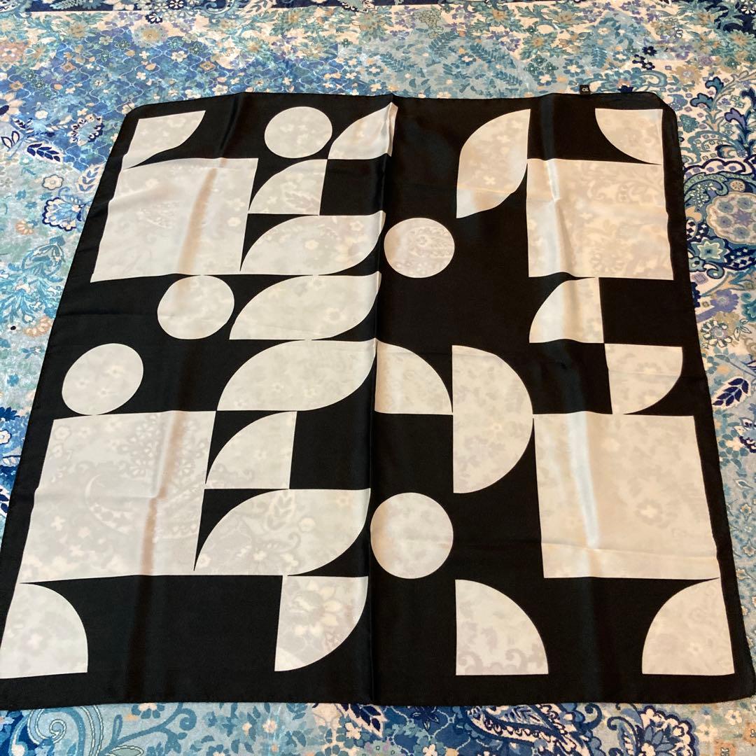 CHANEL ハンドクリームとリップのセット。 ギフトボックスなどおまけ付き