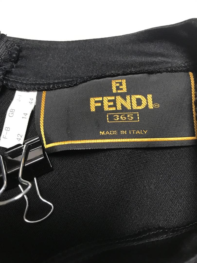 ヴィンテージFendi 黒 長袖 ひざ丈ワンピースL 新品同様