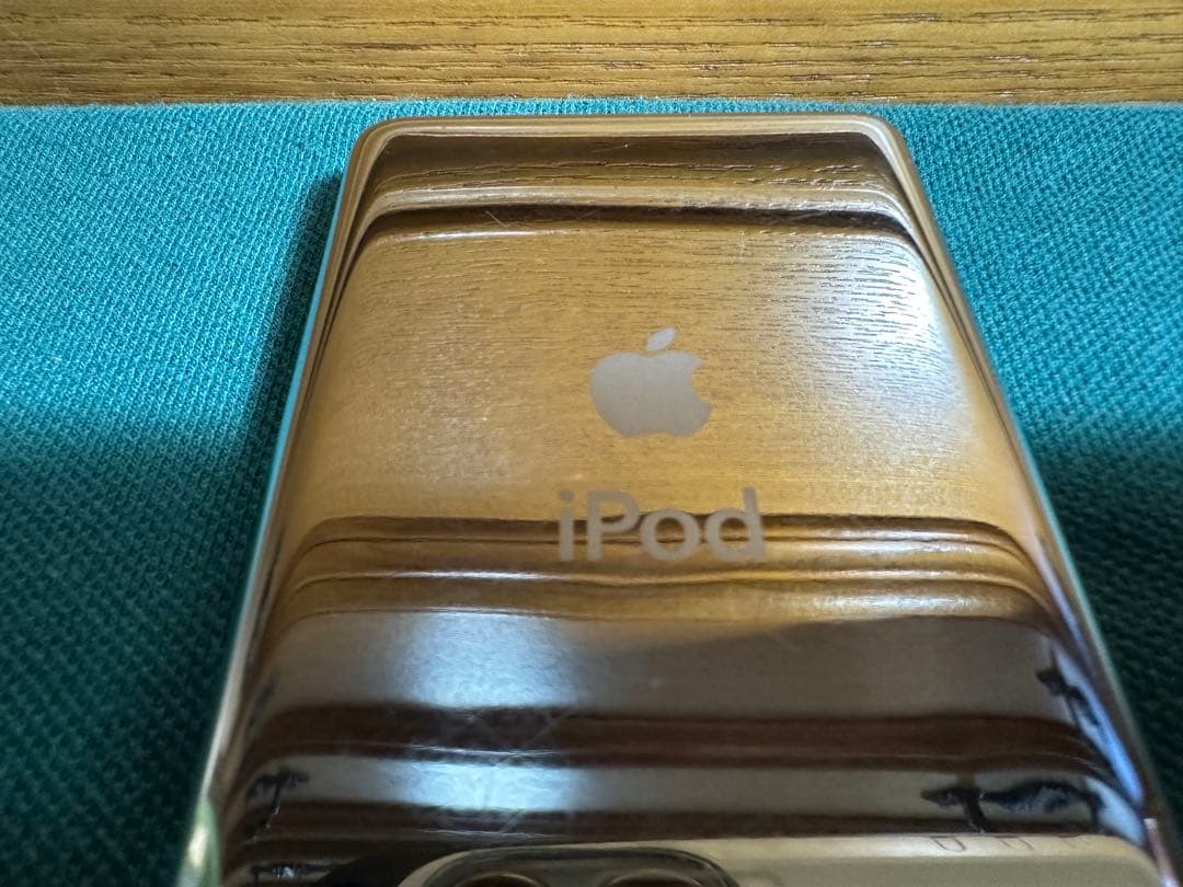 きれいiPod Classic 5.5世代 MA444 30GB新品のバッテリー