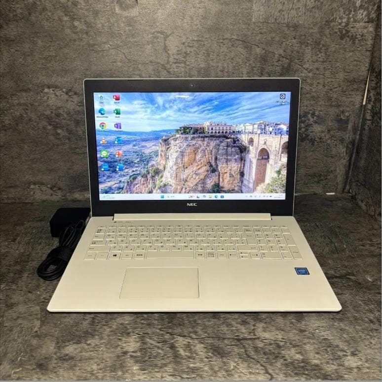 ★Windows11 最新オフィス2024 初期設定済すぐつかえます★NEC