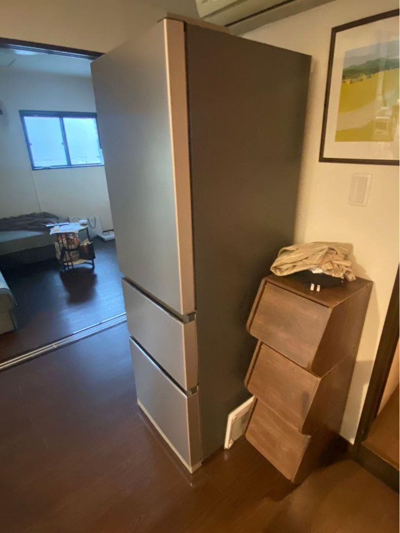 HITACHI 冷蔵庫2020年製・まんなか野菜 R-V38KV、R-V32KV