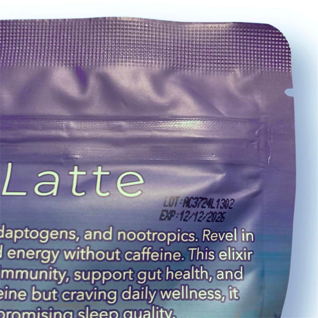 ＼昨日到着／AdaptoLatte★ アダプトラテ デカフェ 脱カフェイン中毒