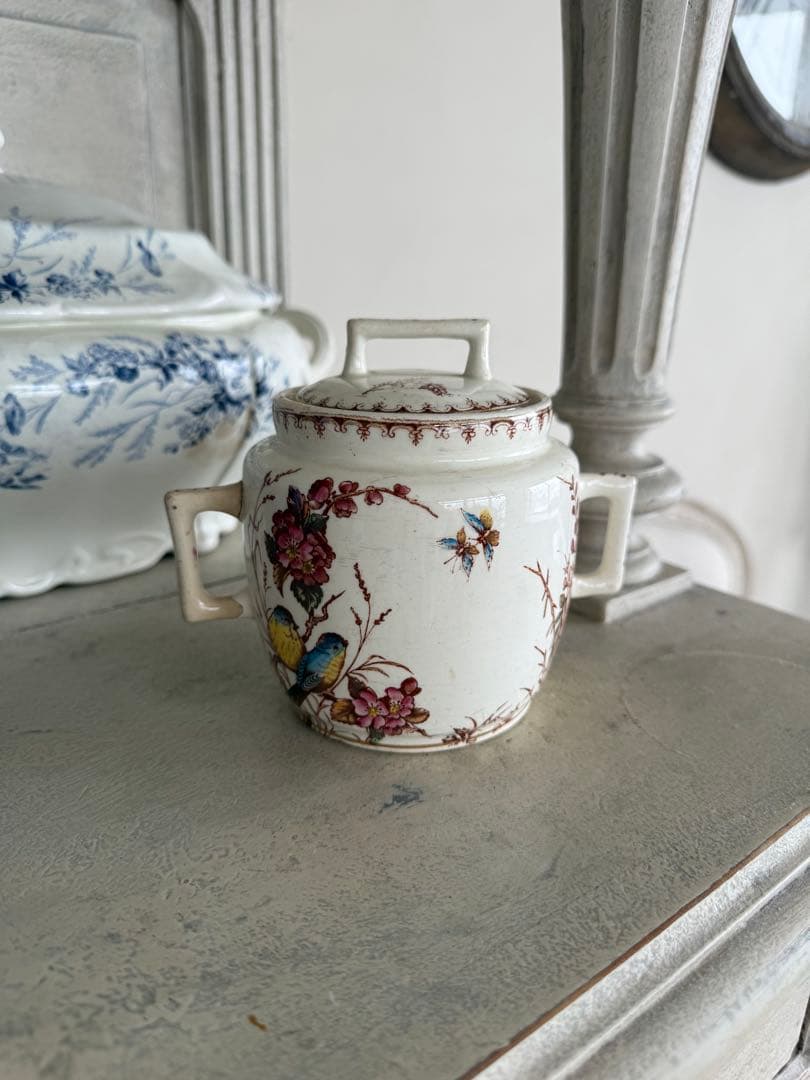 フランスアンティーク陶器リュネビィルmesangeシュガーポット