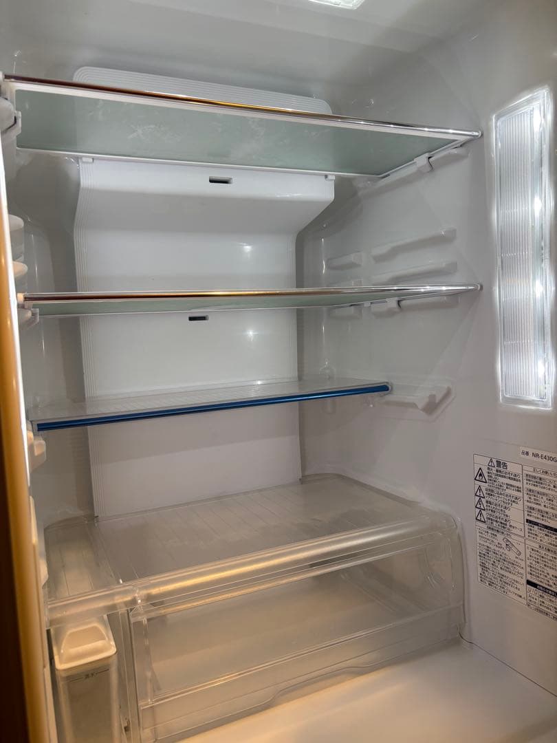 ナッツ　Panasonic NR-E430GV 冷蔵庫　426L