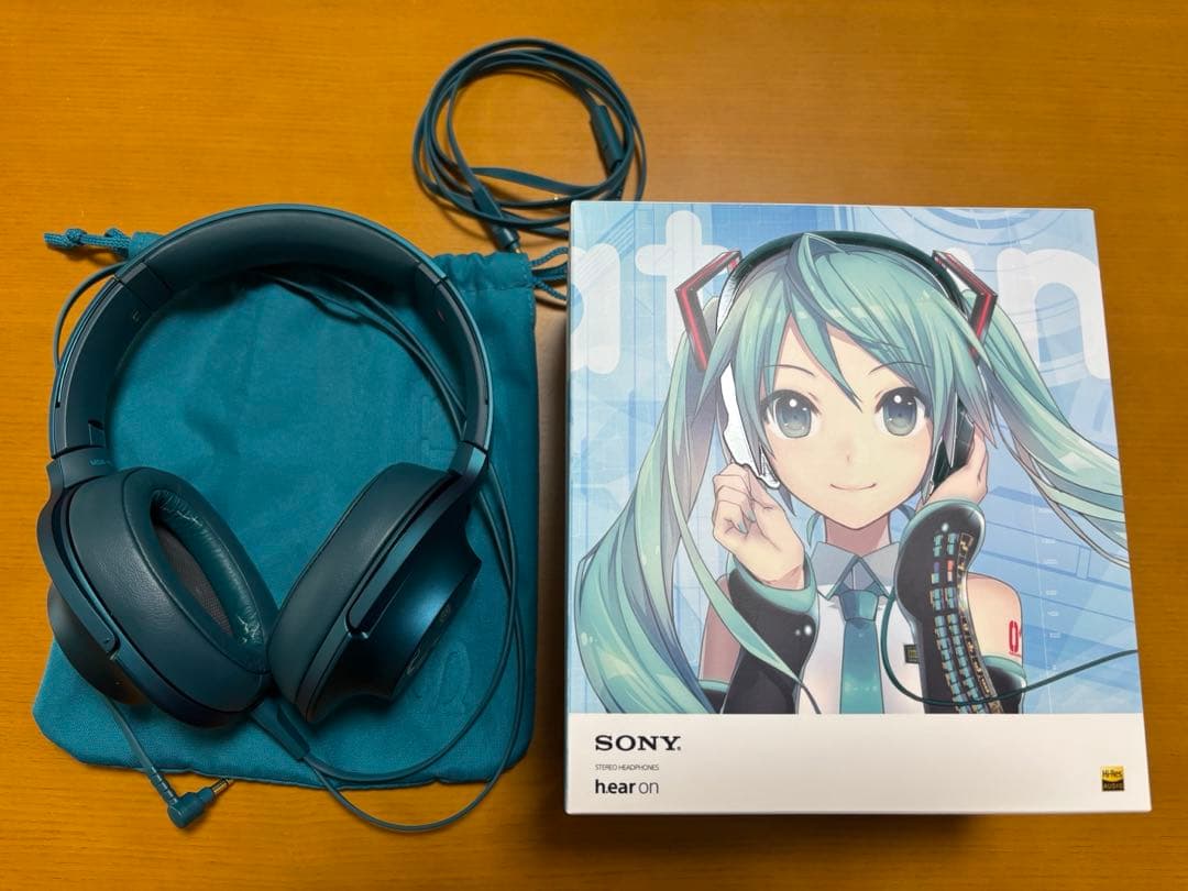 SONY h.ear on MDR-100A 初音ミクモデル【中古】