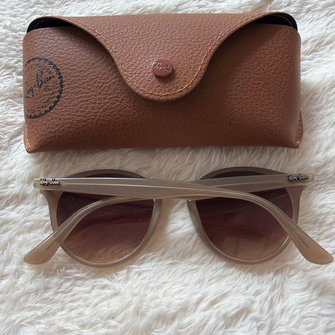Ray-Ban ベージュサングラス ケース付き