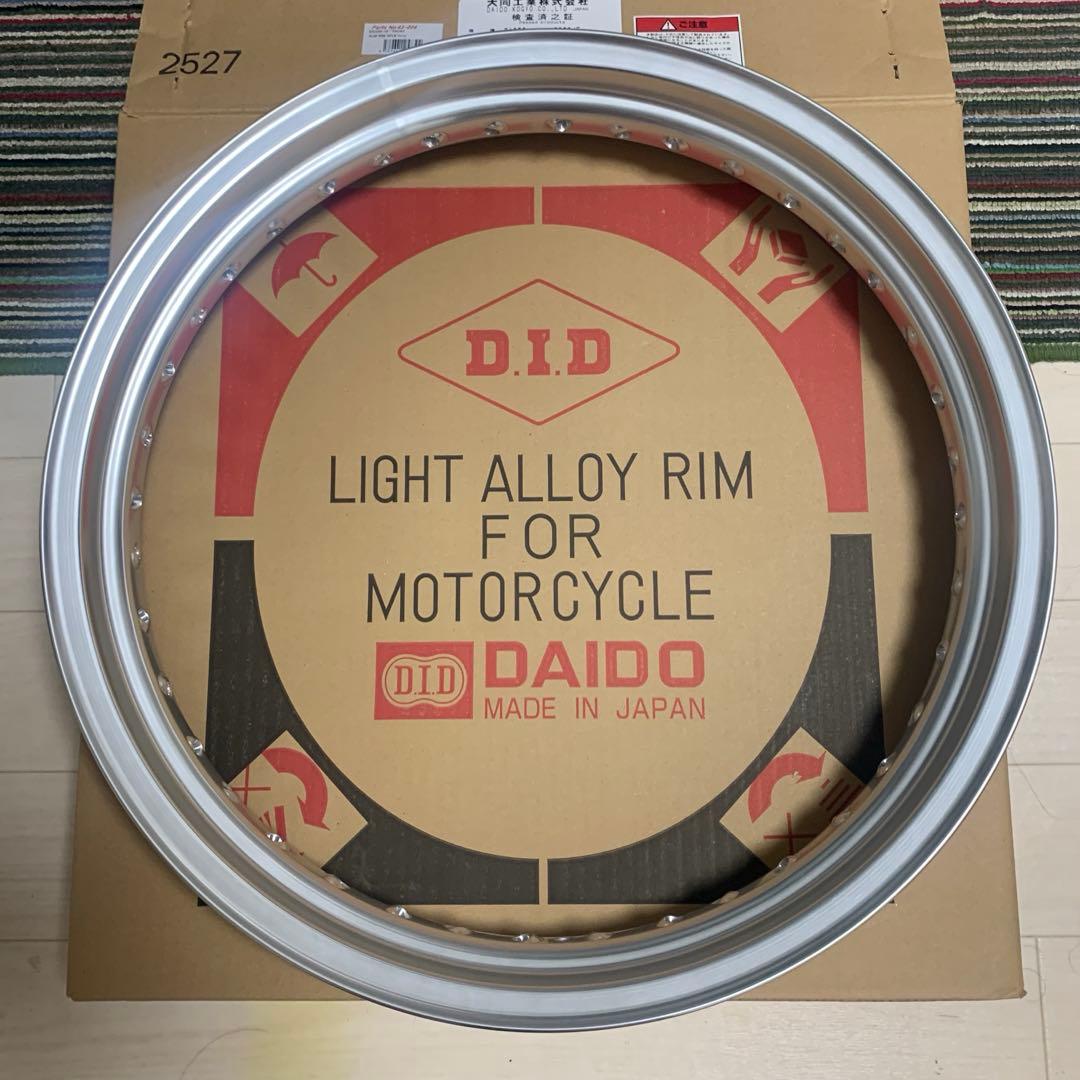 D.I.D ポリッシュ E型 アルミリム 2.50-18 Z系 Z2 Z1 KZ