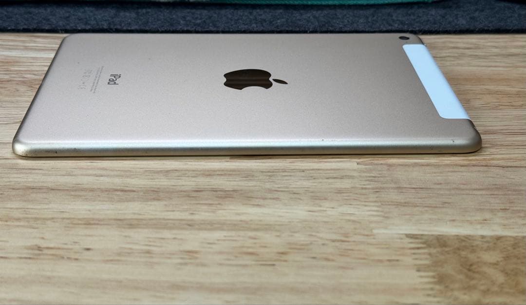 iPad本体 Apple iPad mini 4 128GB MK782J/A