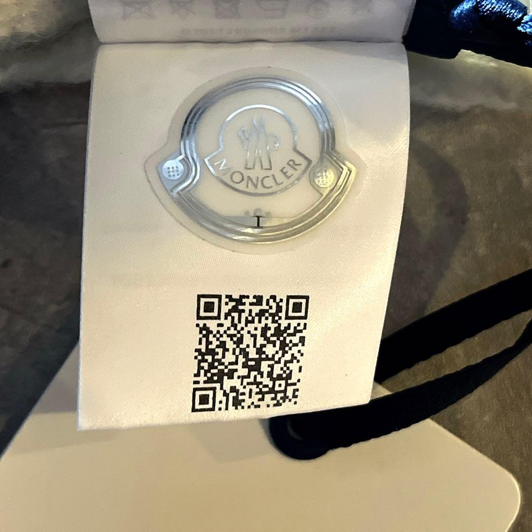 未使用品　高級モヘヤ　モンクレールBERRETTO TORICOT ニット帽