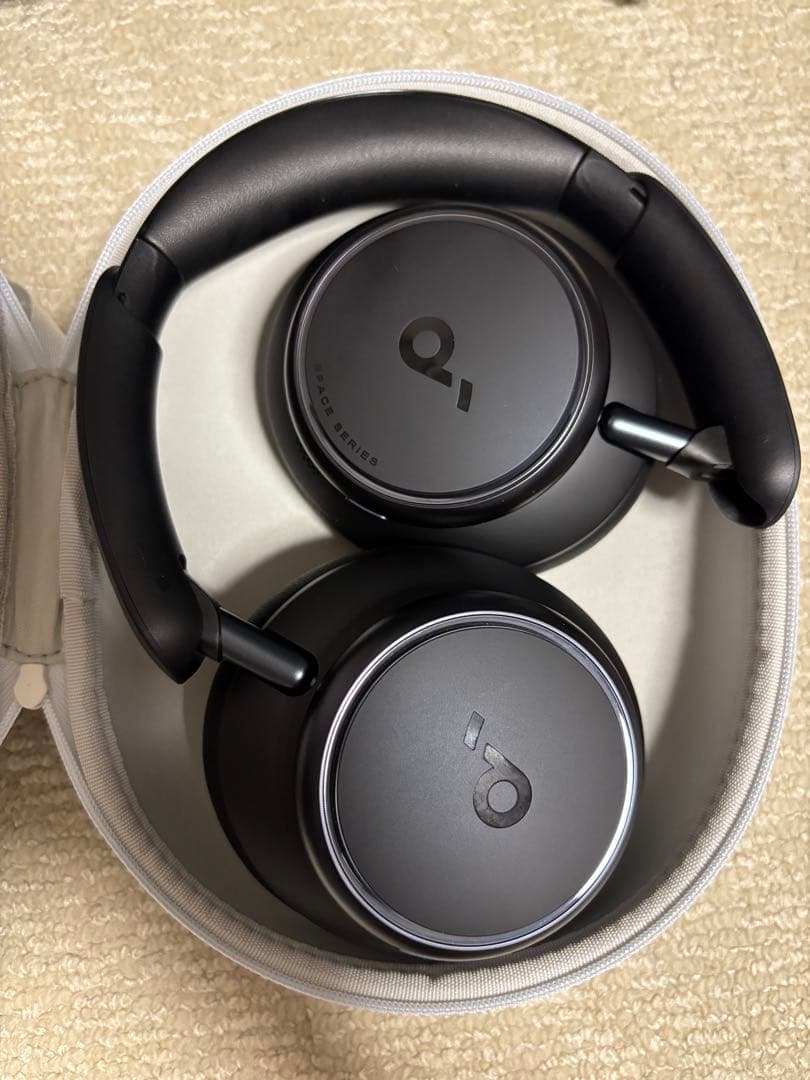 【期間限定特価】Anker Soundcore Space Q45 他ケース付き