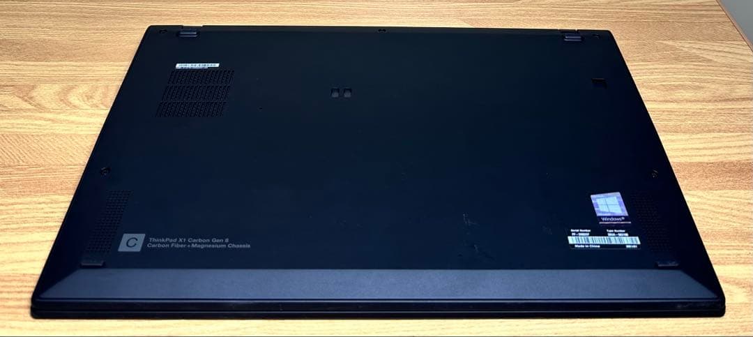 良品　Lenovo X1 gen 8, Corei7, 画面 14inch 2K
