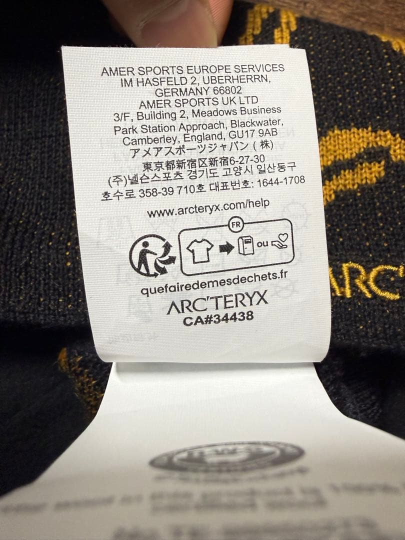 ARC'TERYX ニット帽 黒/黄
