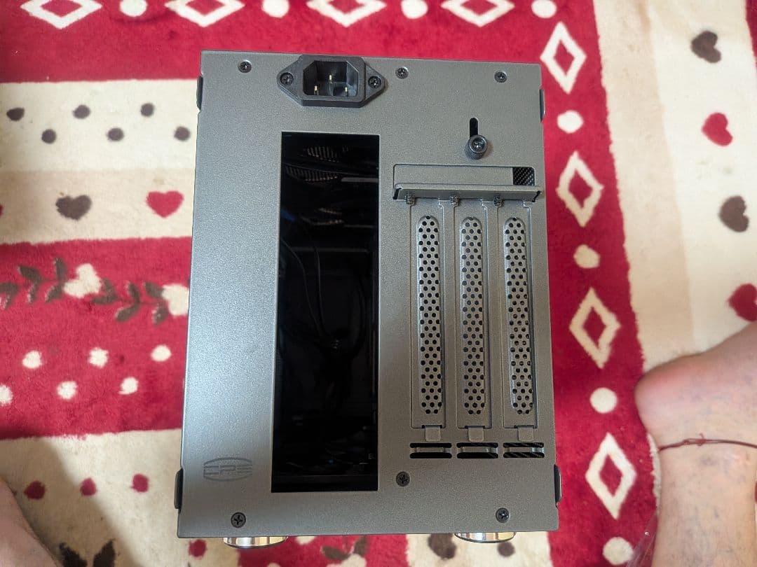 K101 MESH 3F ITXケース