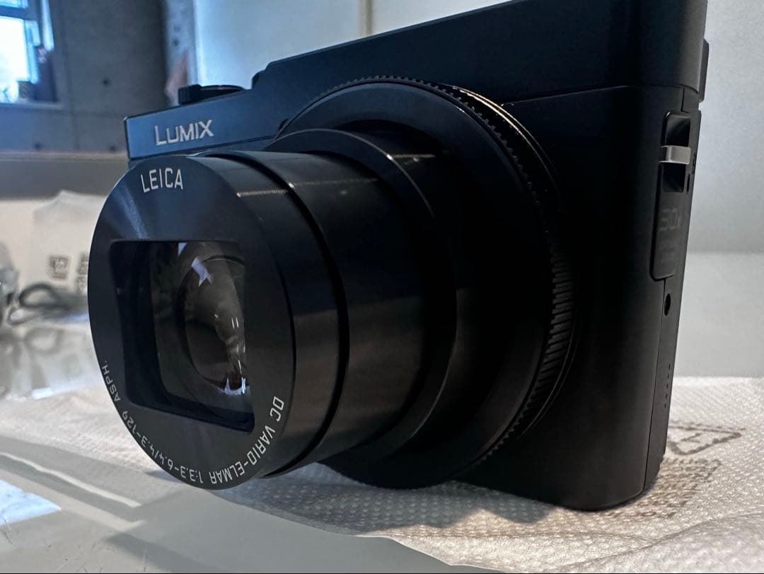 【美品】Panasonic LUMIX DC-TZ99 コンパクトデジタルカメラ