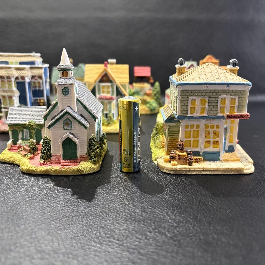 【極美品】LIBERTY FALLS COLLECTION　ミニチュア建物セット