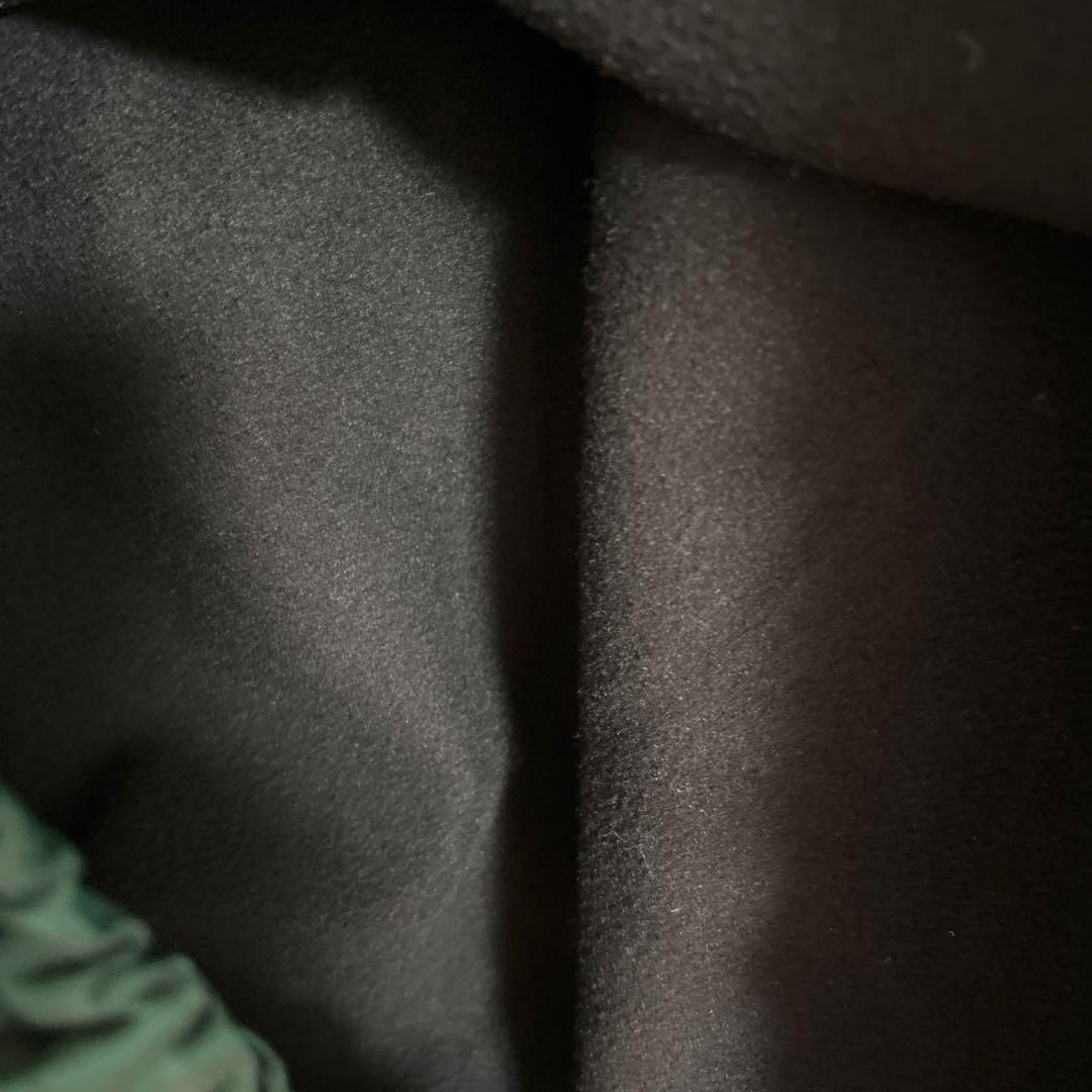 UN3D. ブラック/グリーン 長袖スウェット