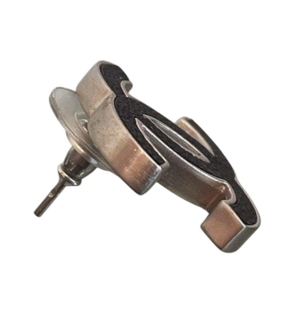 【正規品】シャネル ブラック ロゴ ピアス ココ レザー メンズ 片耳 両耳