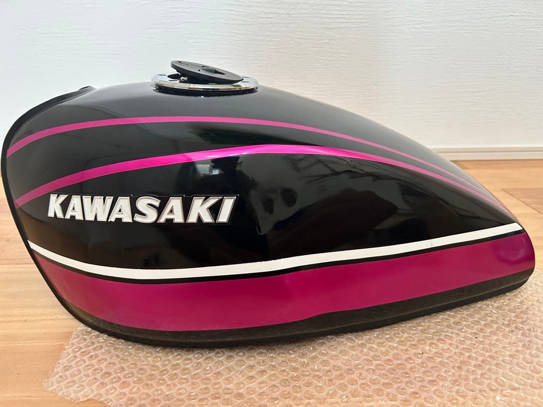 Z*0様 売り切り　ゼファーχ タンク テールカウル　外装セット