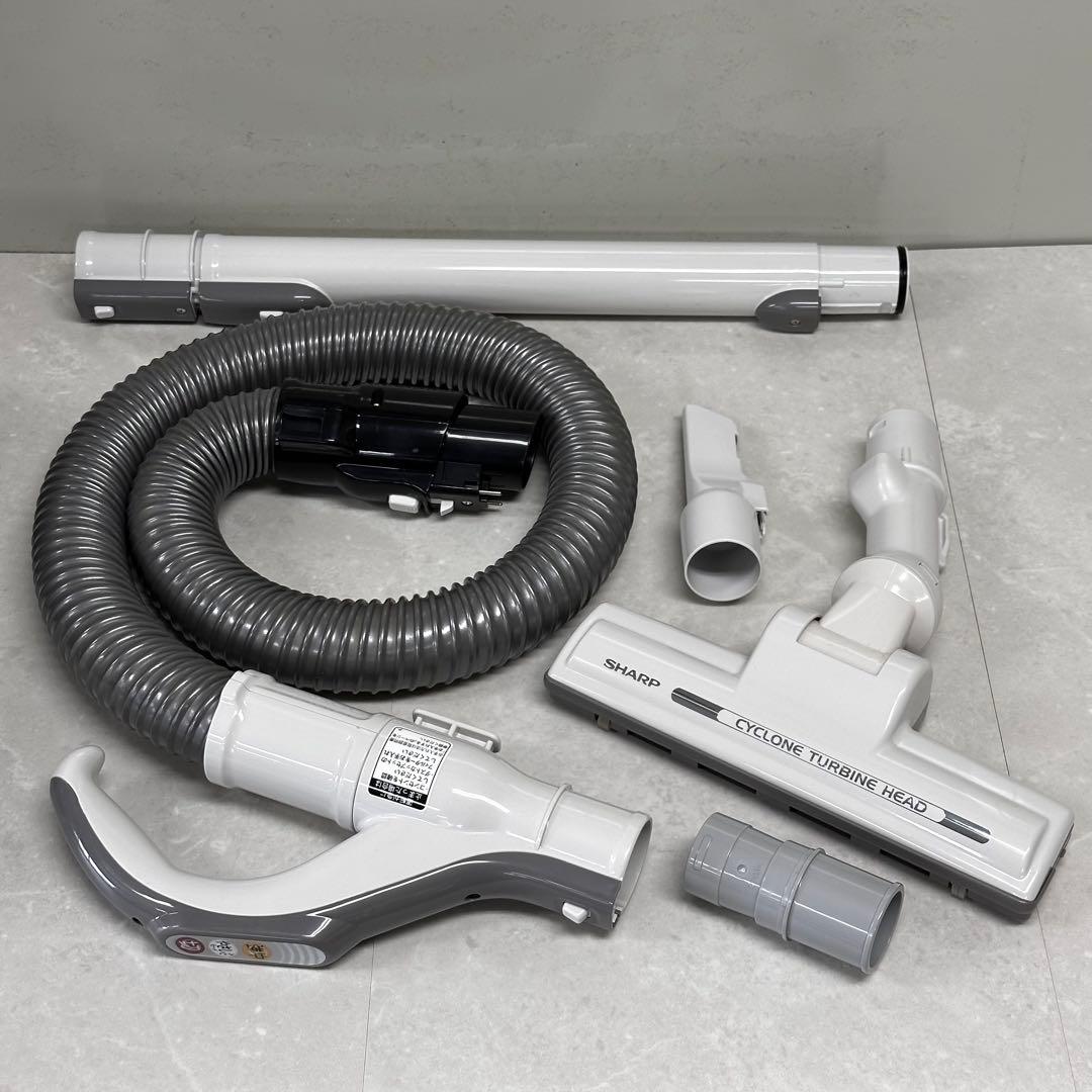 ∞送料込！美品 2022年製 SHARP サイクロン掃除機 EC-CT12-C