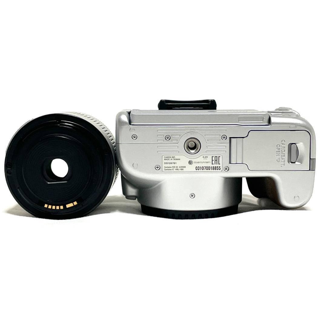 高性能で軽い ❣️Canon EOS Kiss X10 シルバー 標準レンズ