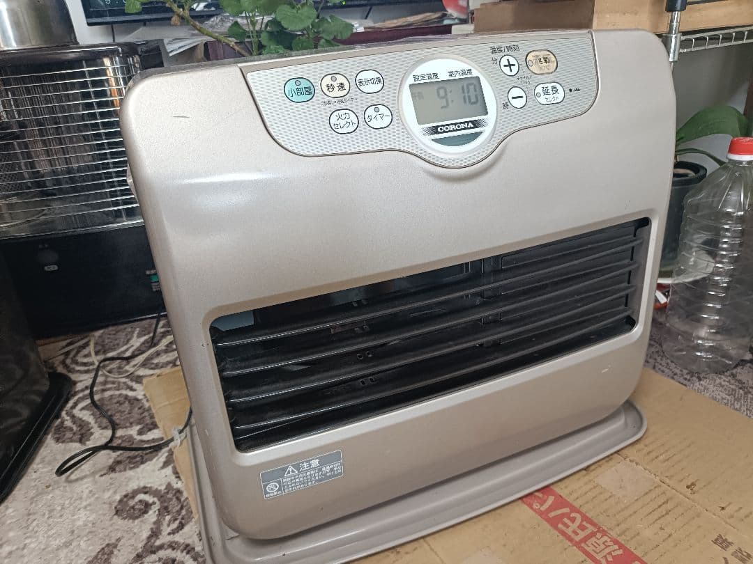 大容量パワーありコロナ7.2L石油 ファンヒーターFH-G5715BYタイヤ付き