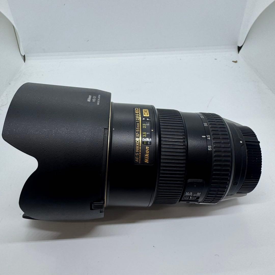 ニコンAF-S DX Zoom-Nikkor 17-55mm f/2.8G
