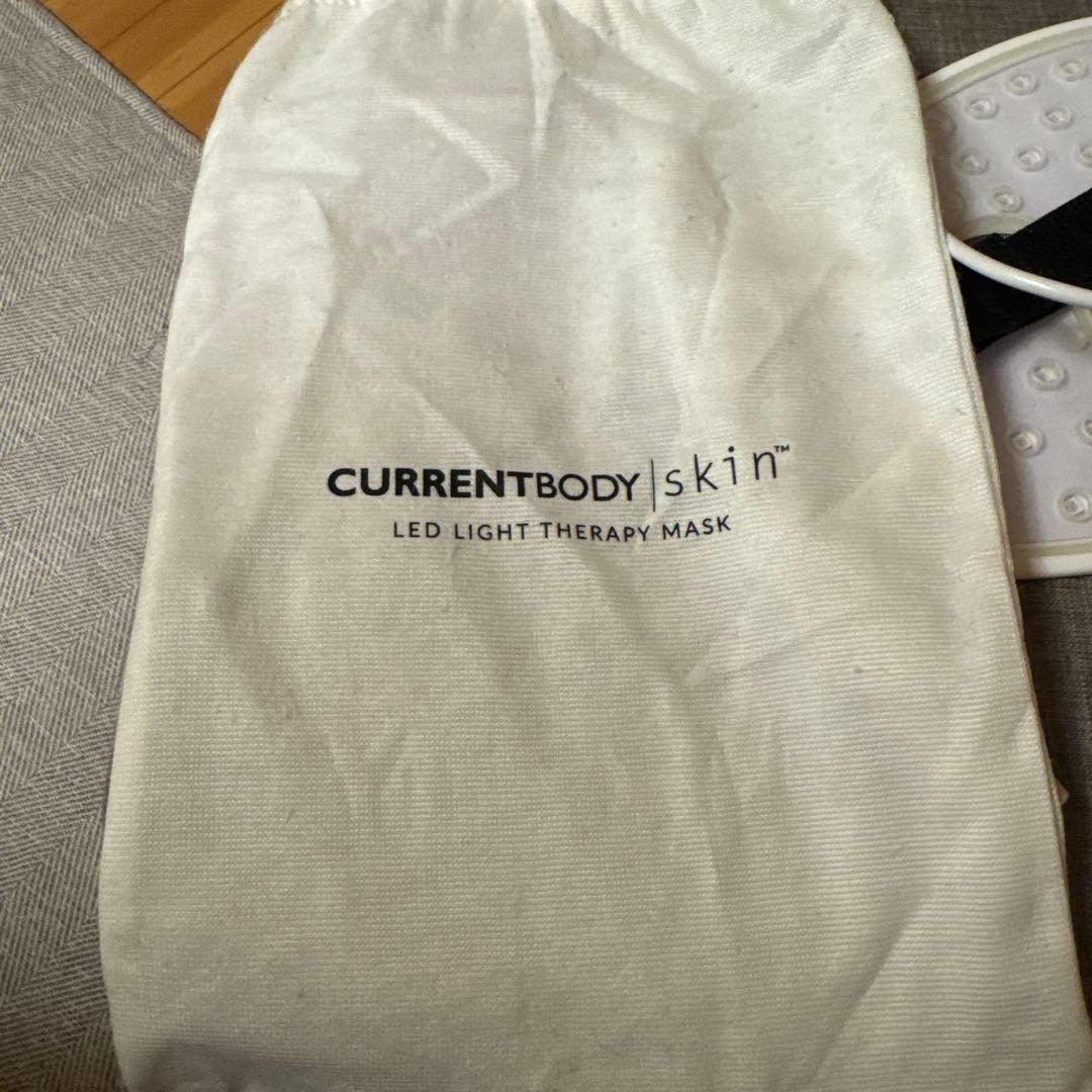 CurrentBody Skin LEDライトセラピーマスク　シリーズ1