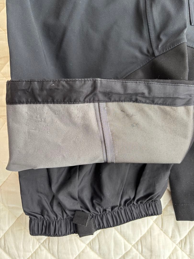 モンベル　パウダートラックビブ　ビブパンツ　ゴアテックス　Mサイズ