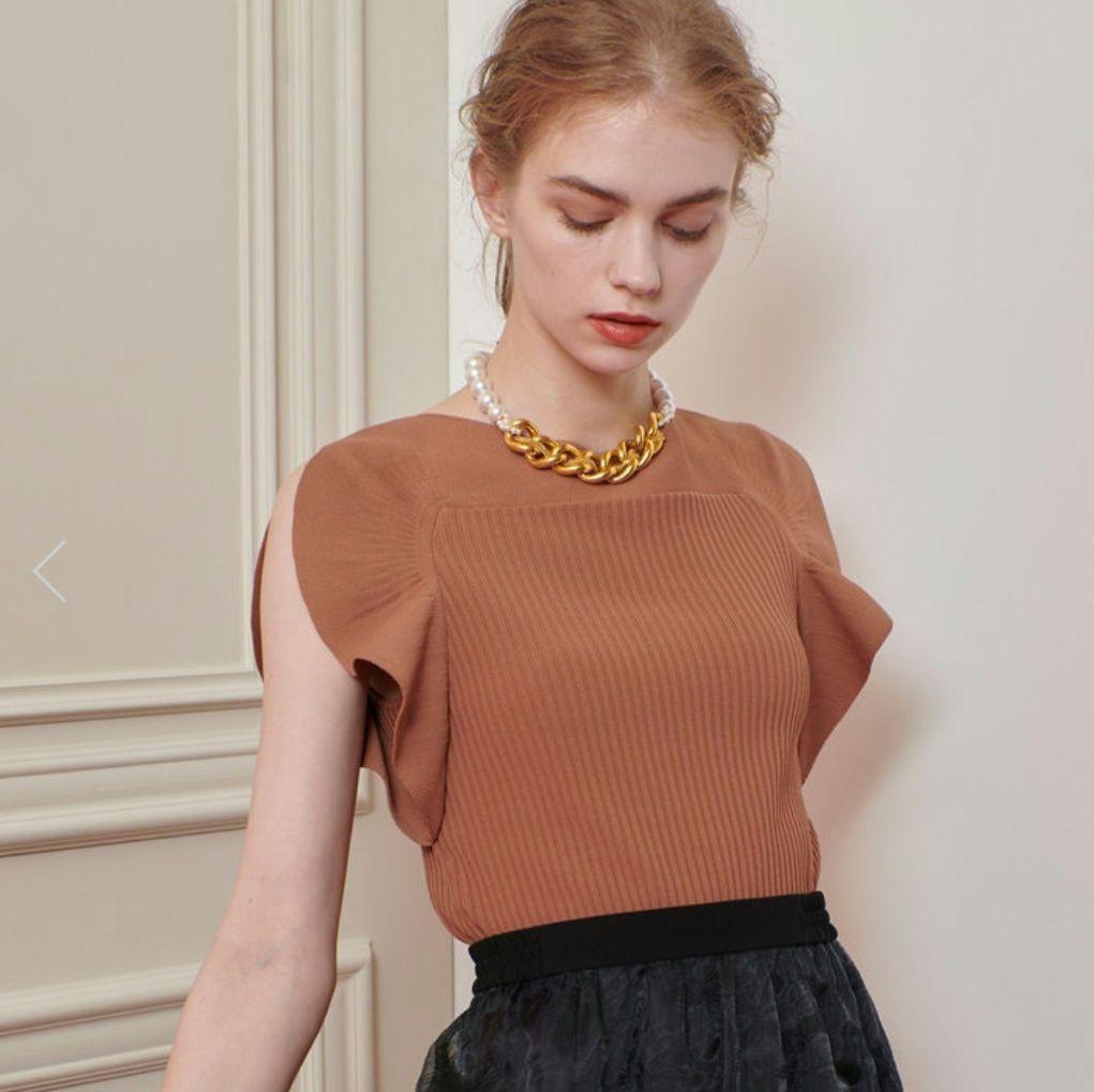 新品LOULOU WILLOUGHBYスキャーラッププルオーバー ホワイト