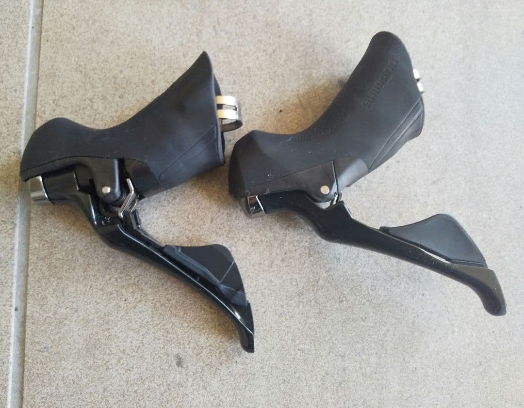 最終値下アルテグラ ST-R8000 左右STIセット 2X11S リムブレーキ