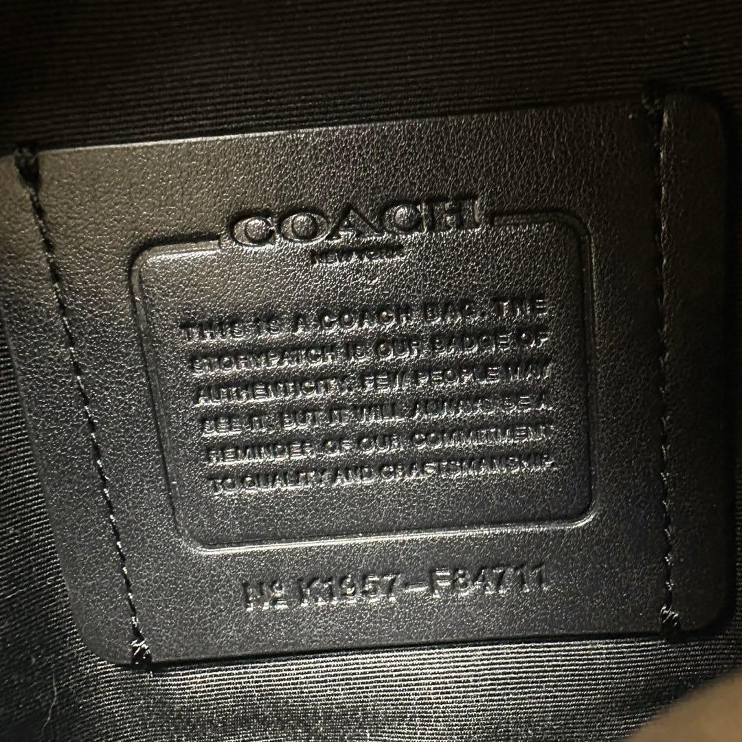 美品 コーチ PVC 2WAY ウエストバッグ シグネチャー ロゴ型押し 黒