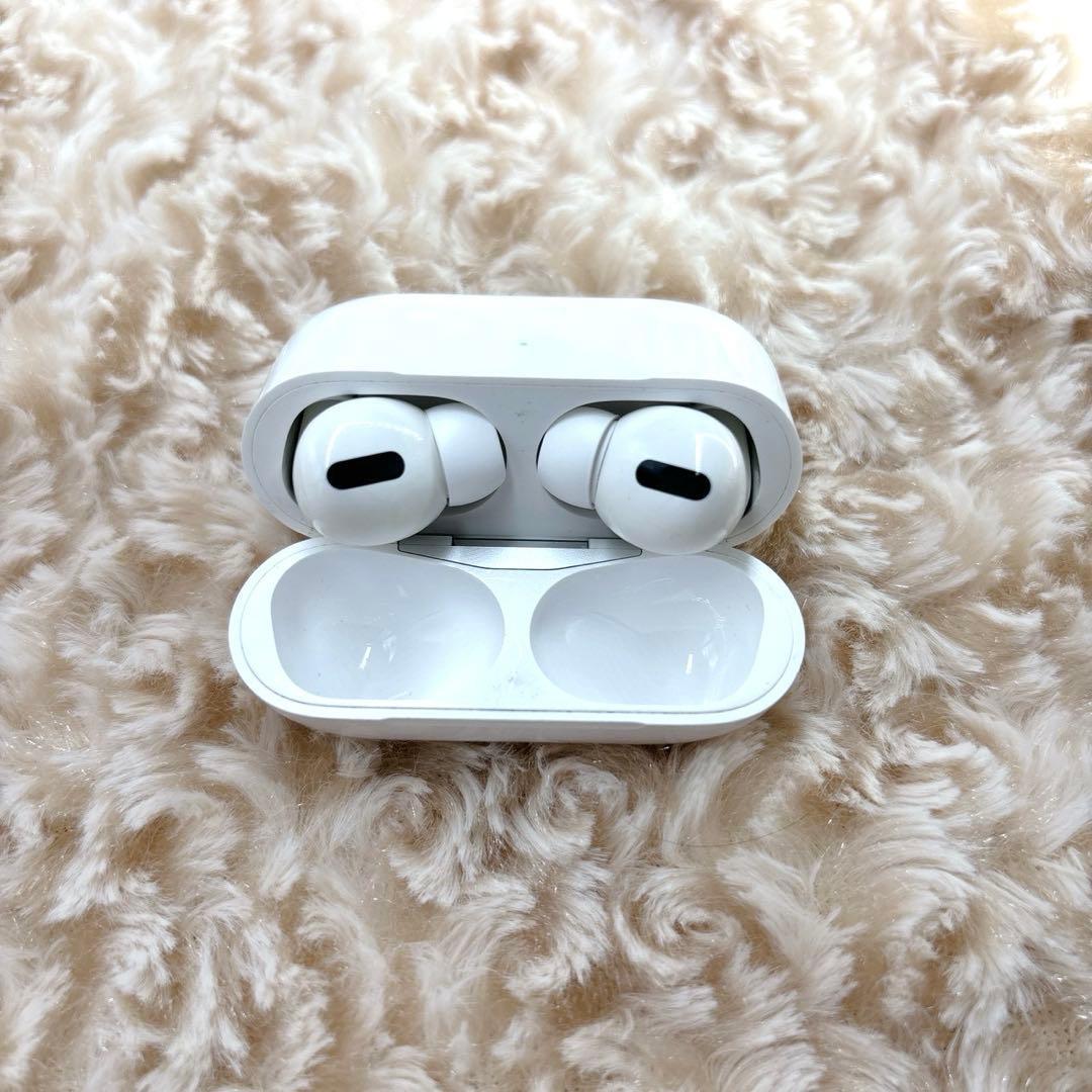 【美品】Apple アップル AirPodsPro 純正品 第一世代 イヤフォン