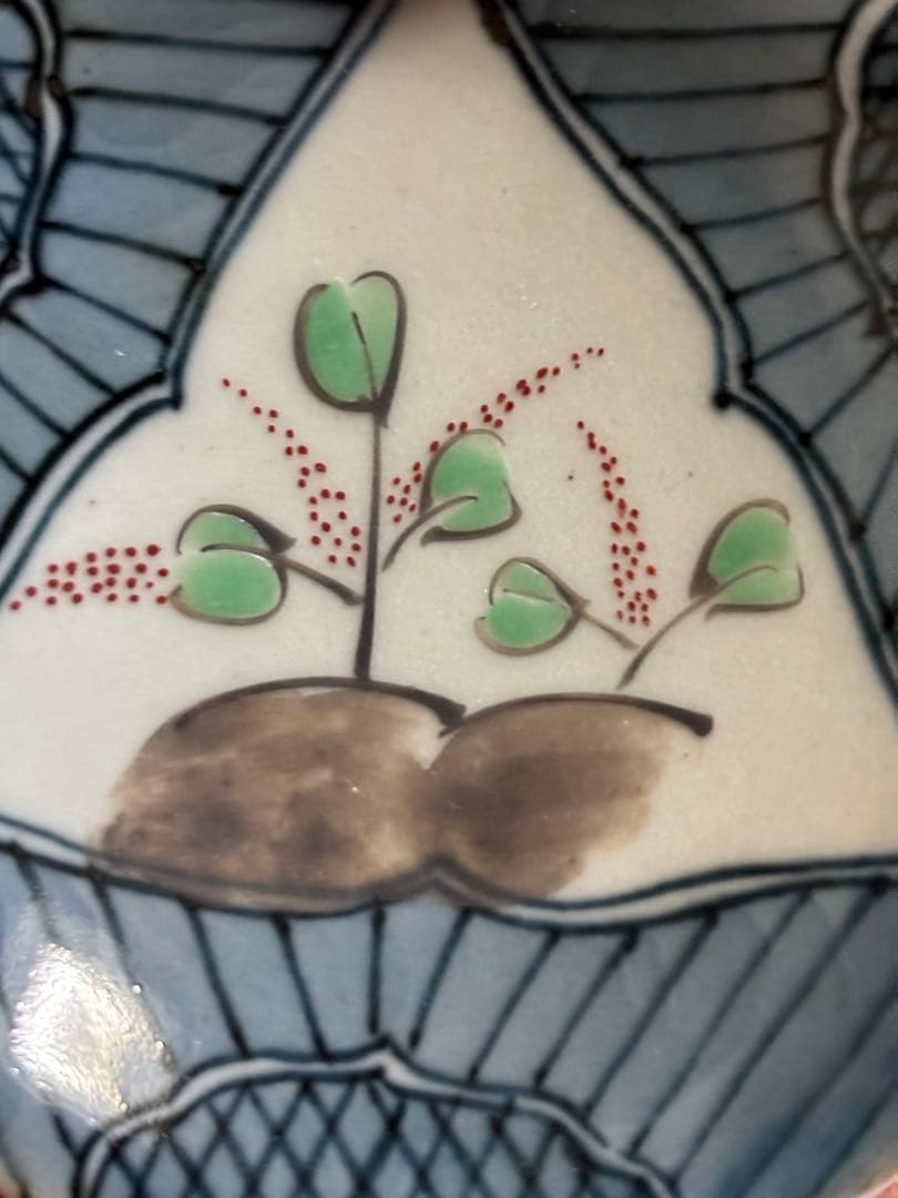 五代佐藤走波作六十六歳作色絵染付岩犬草文三ツ葉形高台皿五客揃　未使用　一点物