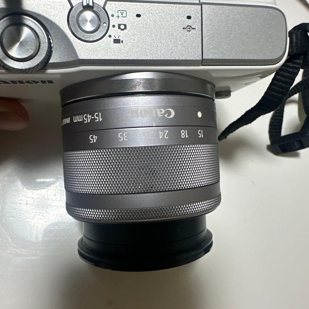 【美品】Canon 一眼レフカメラミラーレス　EOSM10