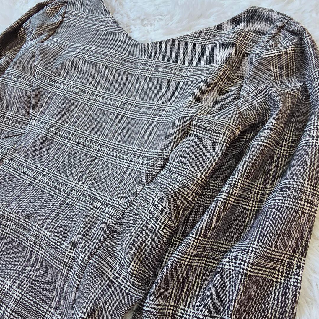 CINEMATIQ　ヴィンテージリリーロングワンピース　Ｌ　ストレッチ　金ボタン