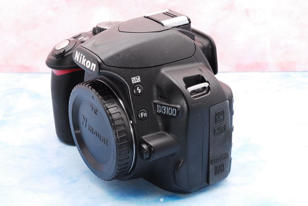 ニコン D3100★初心者向け★手ぶれ補正レンズ付★一眼レフカメラ