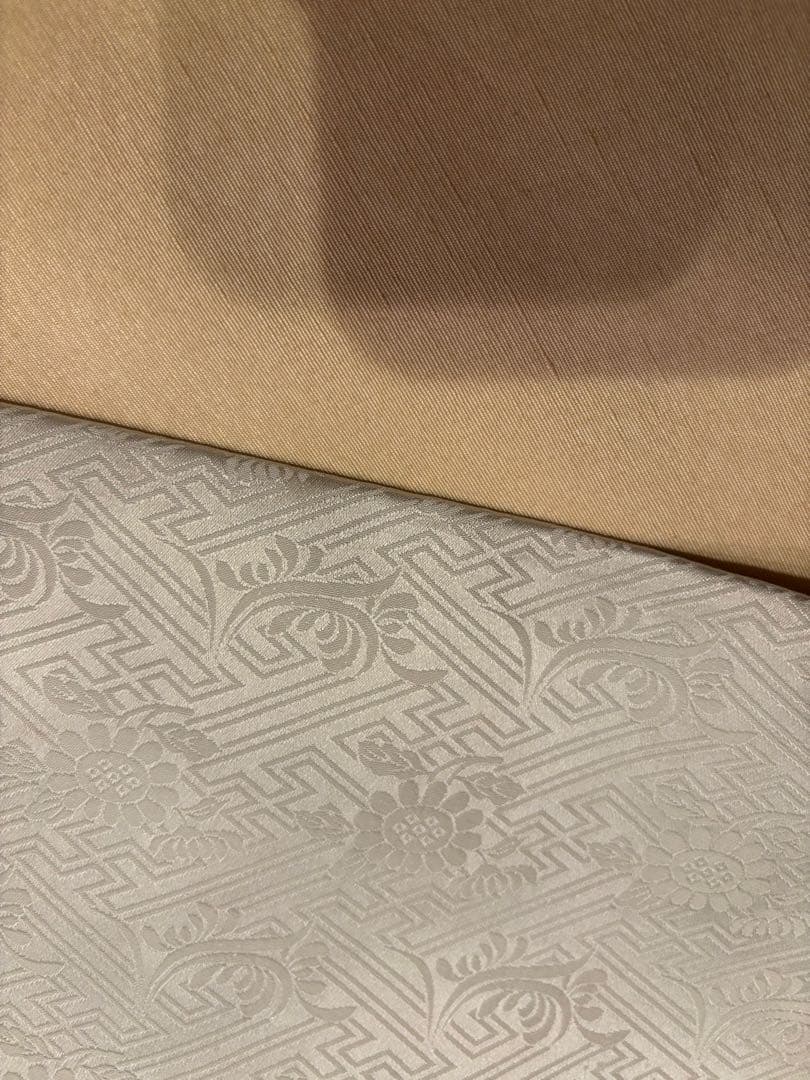 芸舞妓さんのようなはんなりした着こなし　絞り名古屋帯　水色に雲取り　ゑり萬畳紙付