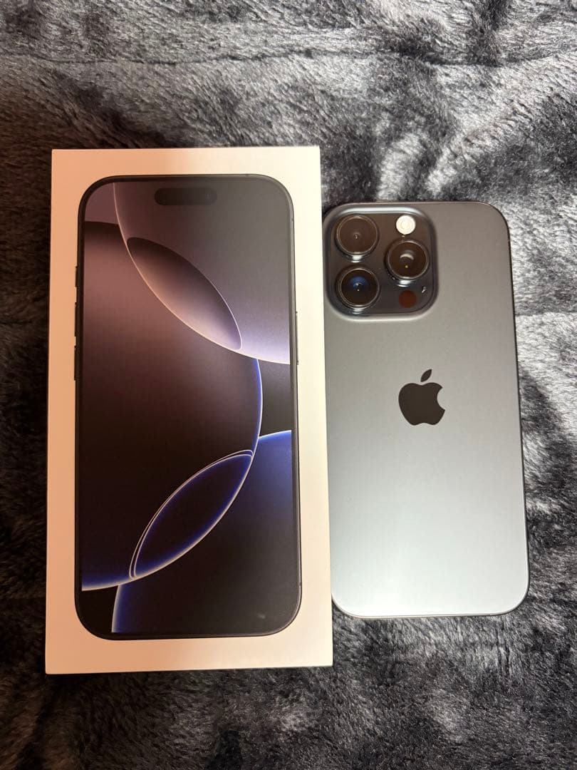 iPhone16 Pro ブラックチタニウム 256GB