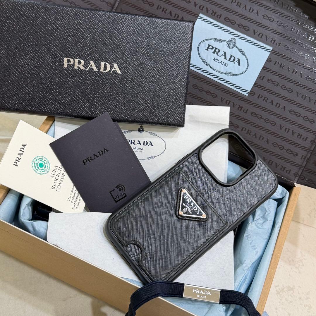 PRADA iPhone14pro ケース 正規品 レザー