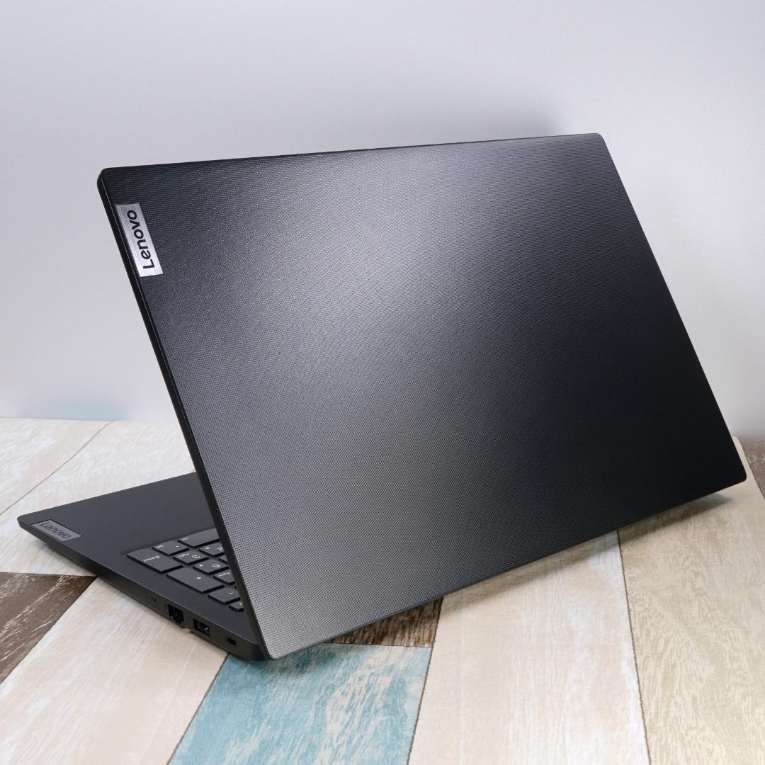 使用感わずかな極美品✨１０コアの１２世代ｉ５に超高速ＳＳＤ＆１６Ｇメモリ✨ＦＨＤ