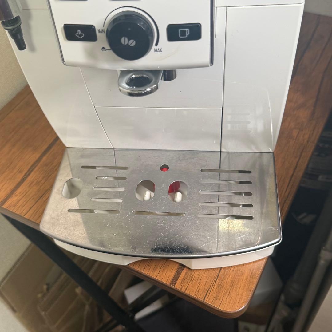 DeLonghi マグニフィカS エスプレッソマシン 全自動コーヒーマシン