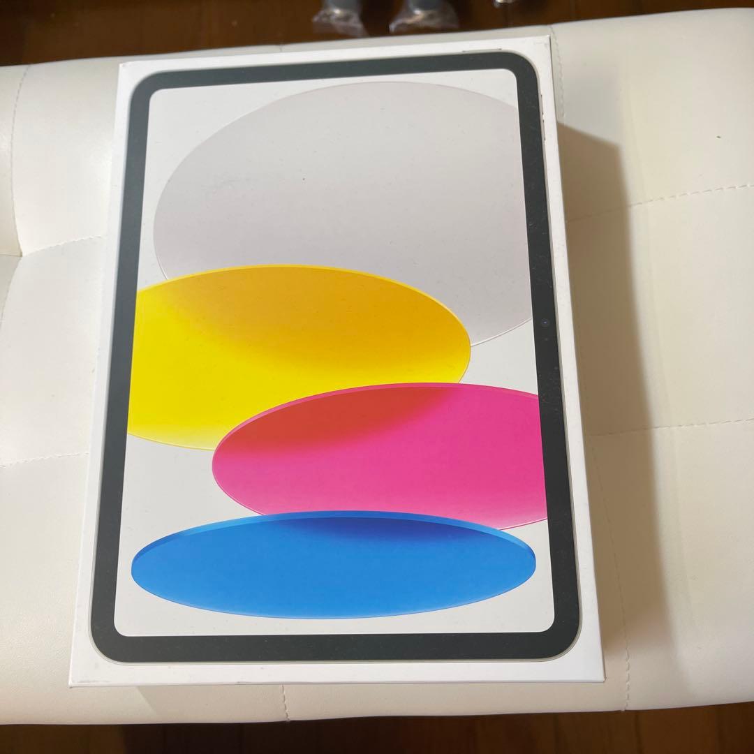 [美品]Apple iPad (第10世代) シルバー 256GB 保証期間内